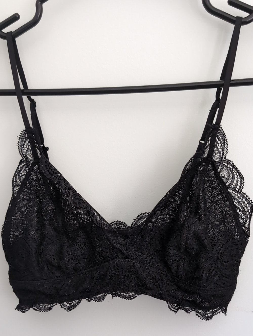 Talula Black Lace Bralette - Delicate Scalloped Trim